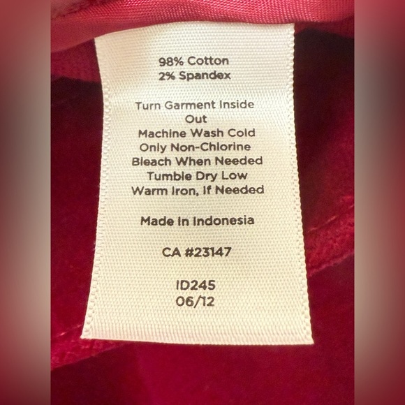 Talbots Women’s  Red Velvet Pleated Front Curvy Pants Side Zip Size 4 Career - Picture 5 of 11